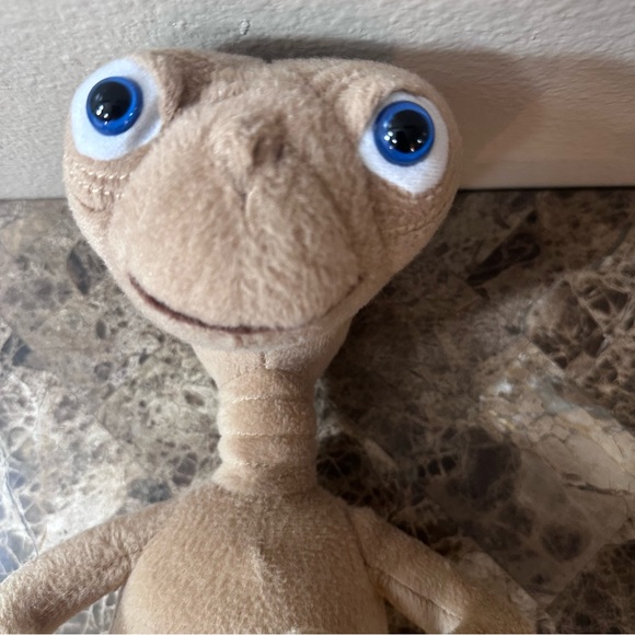 Toy Factory ET Plush Doll 12” - Picture 3 of 11